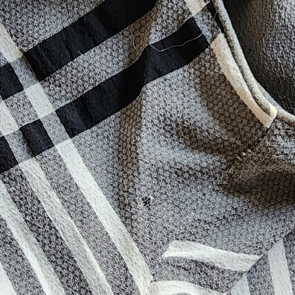 Silk Plaid Windowpane Short Cap Sleeves Round Neck Blouse by Mary Ann Restivo - Picture 10 of 10